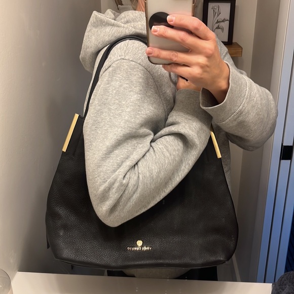 Vince Camuto lamb skin leather bag with double pockets - Picture 8 of 12